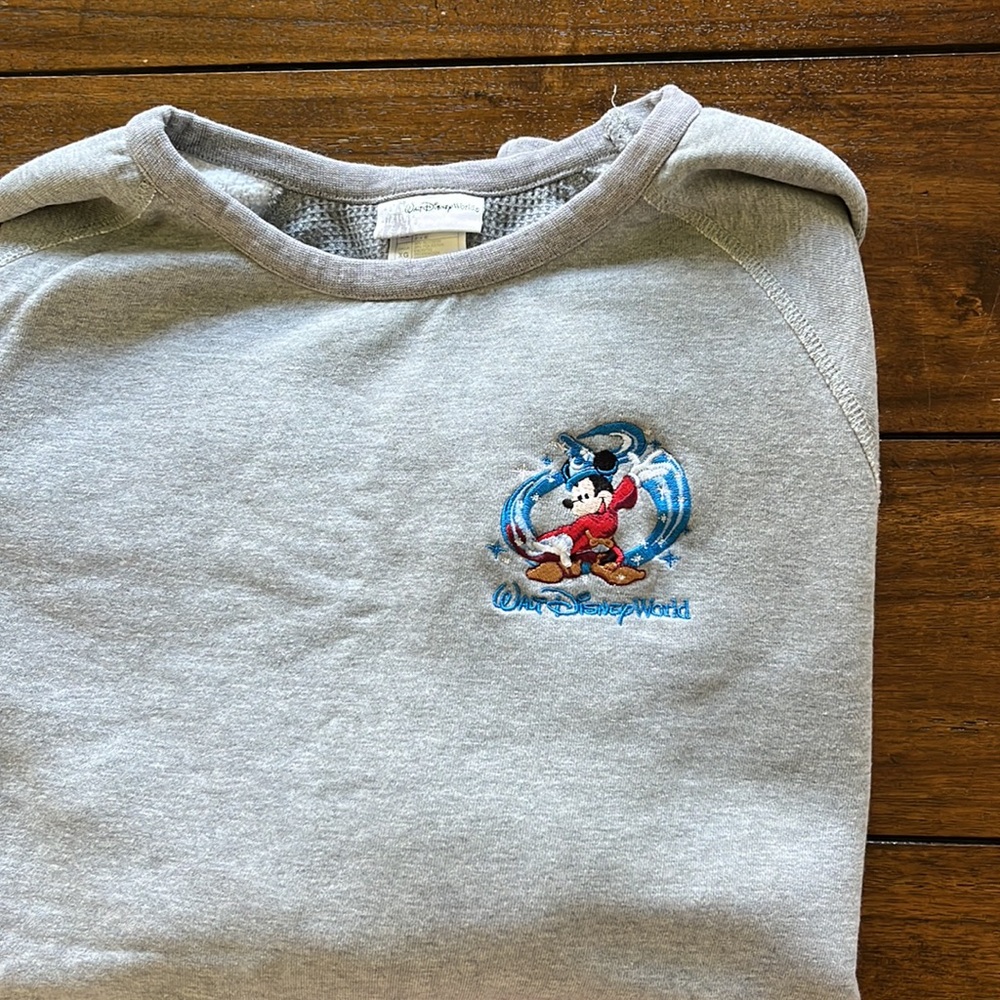 Vintage embroidered Sorcerer Mickey Mouse, Walt Disney World sweatshirt
